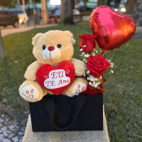 A07- Arranjo Rosa Urso EU TE AMO.